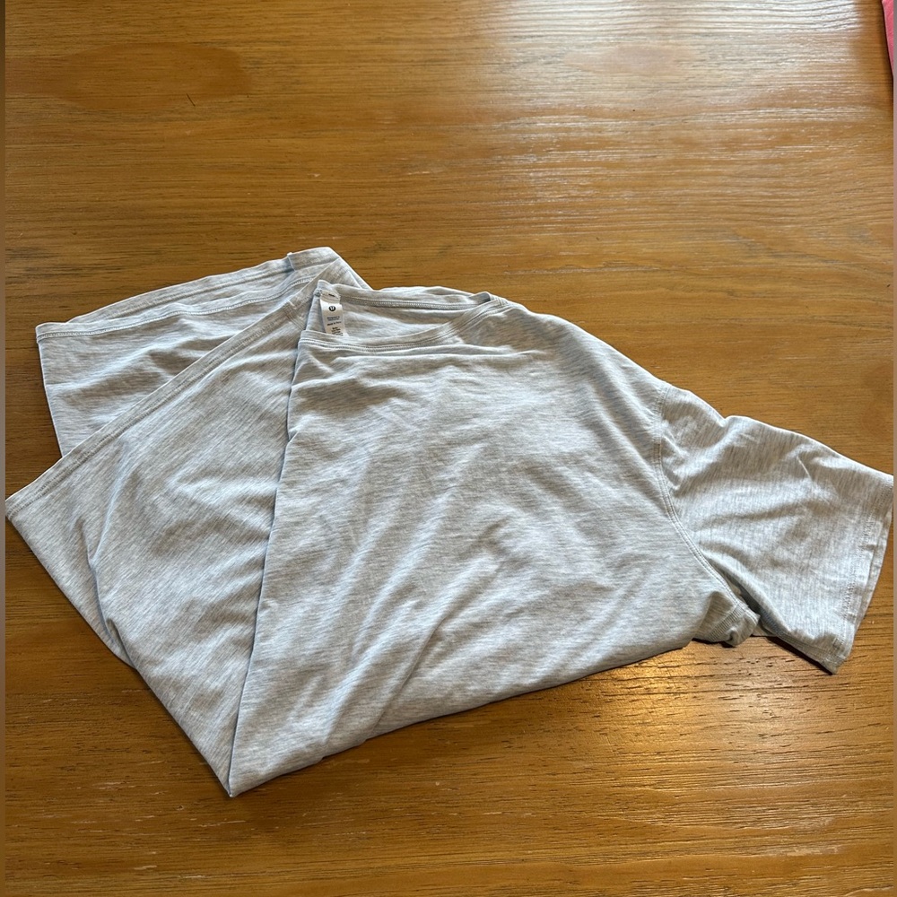 Lululemon Back in Action Short Sleeve Shirt